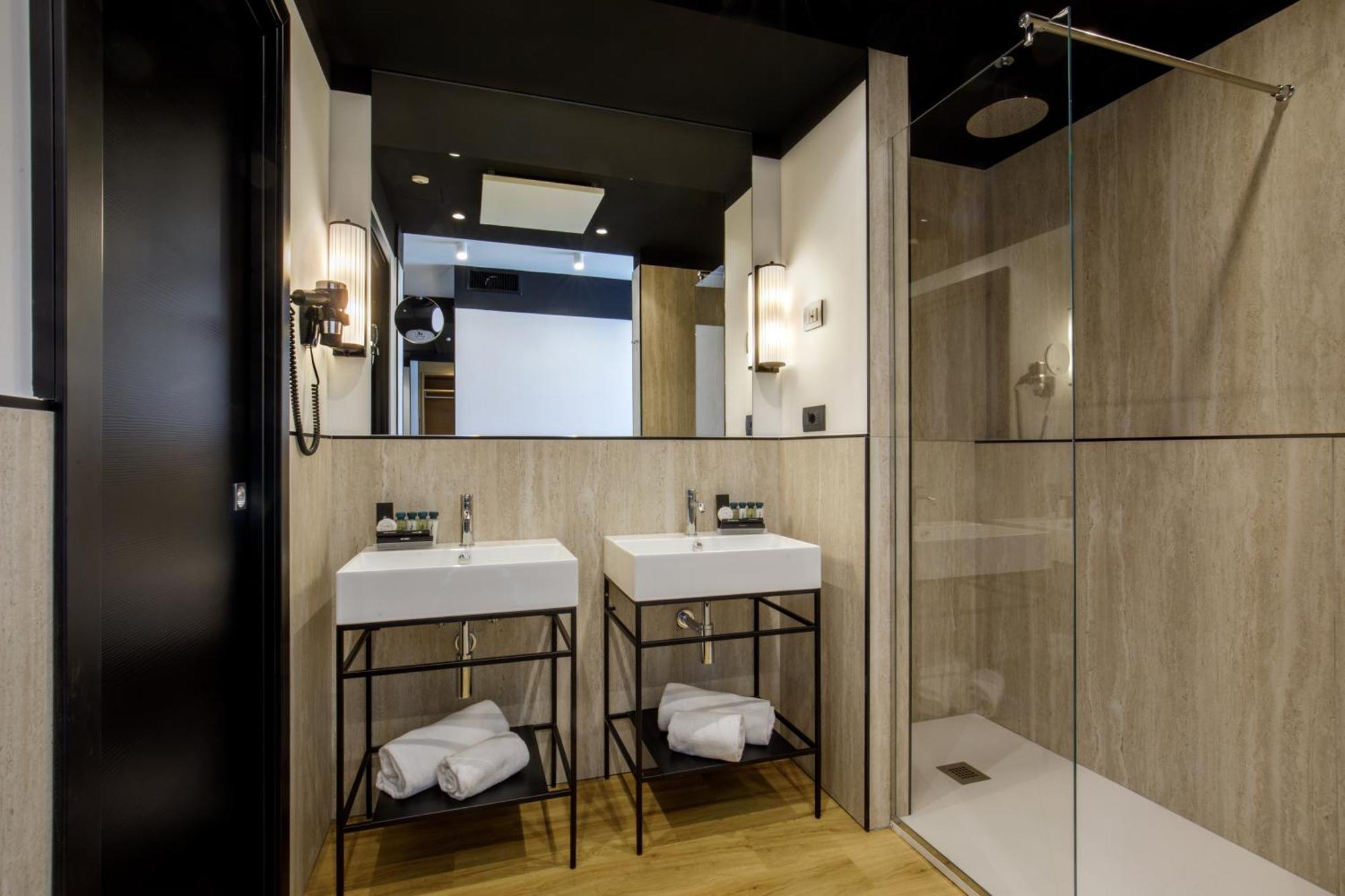 Hotel Domidea Рим Екстериор снимка