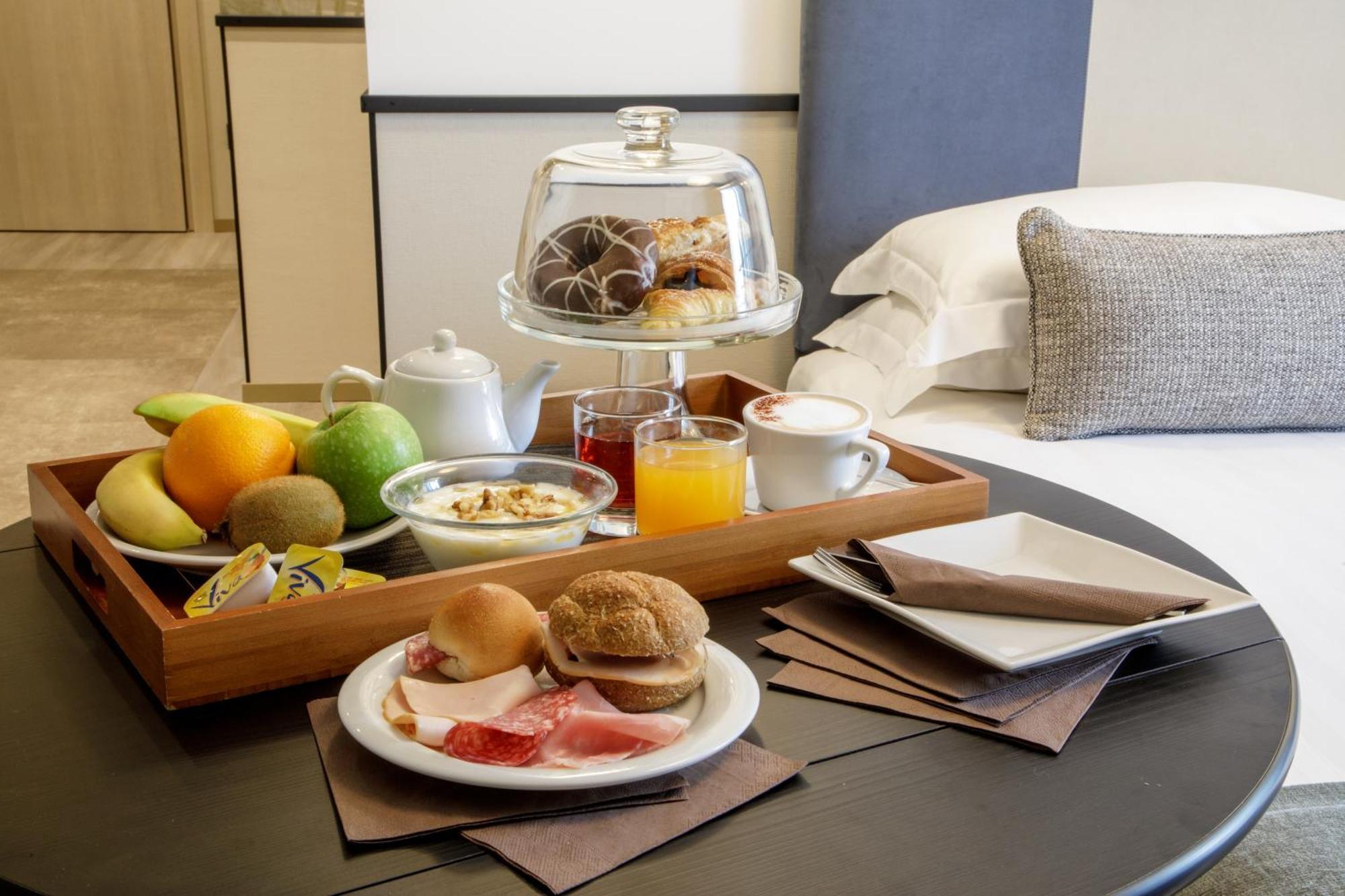 Hotel Domidea Рим Екстериор снимка