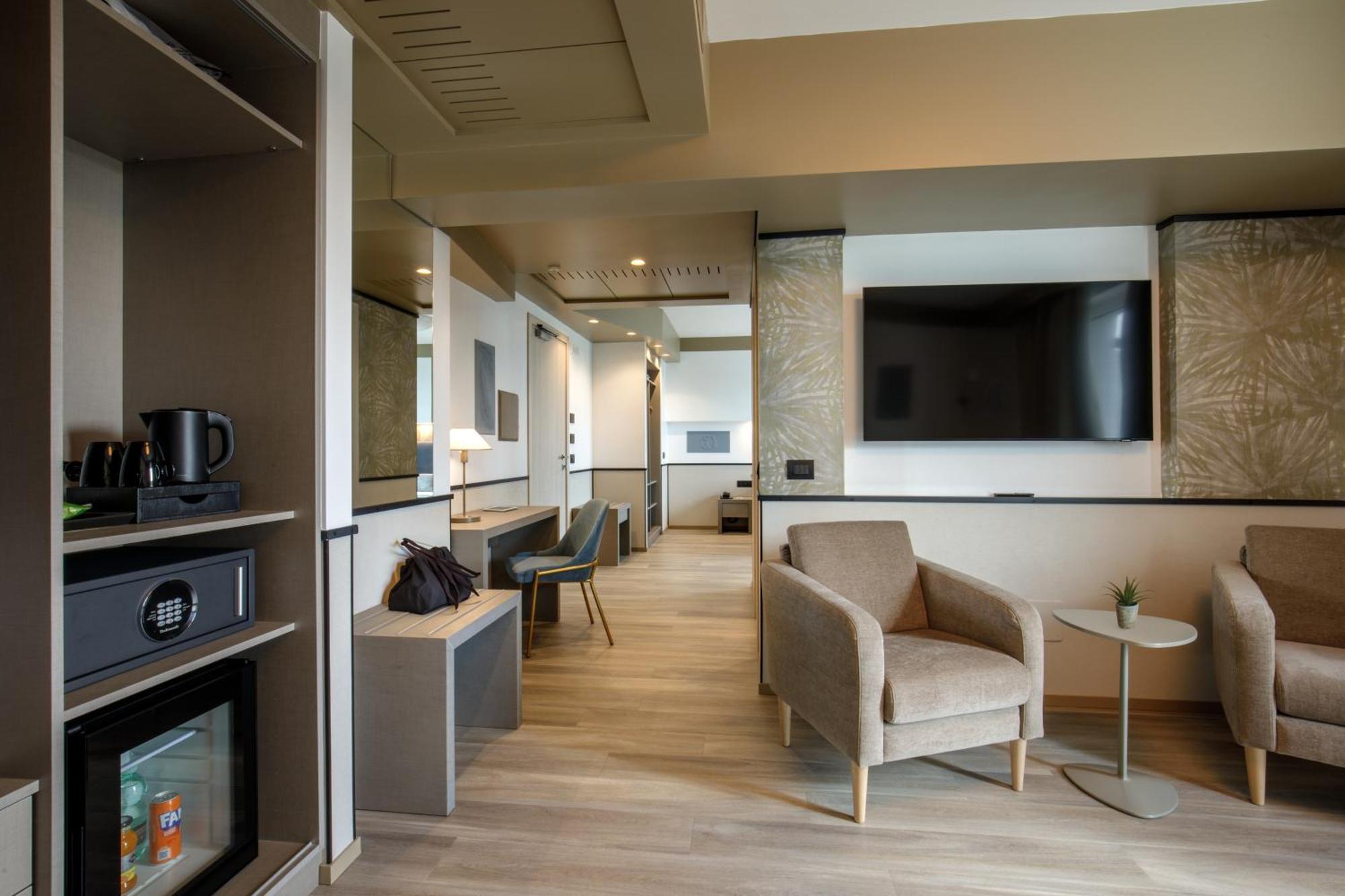 Hotel Domidea Рим Екстериор снимка
