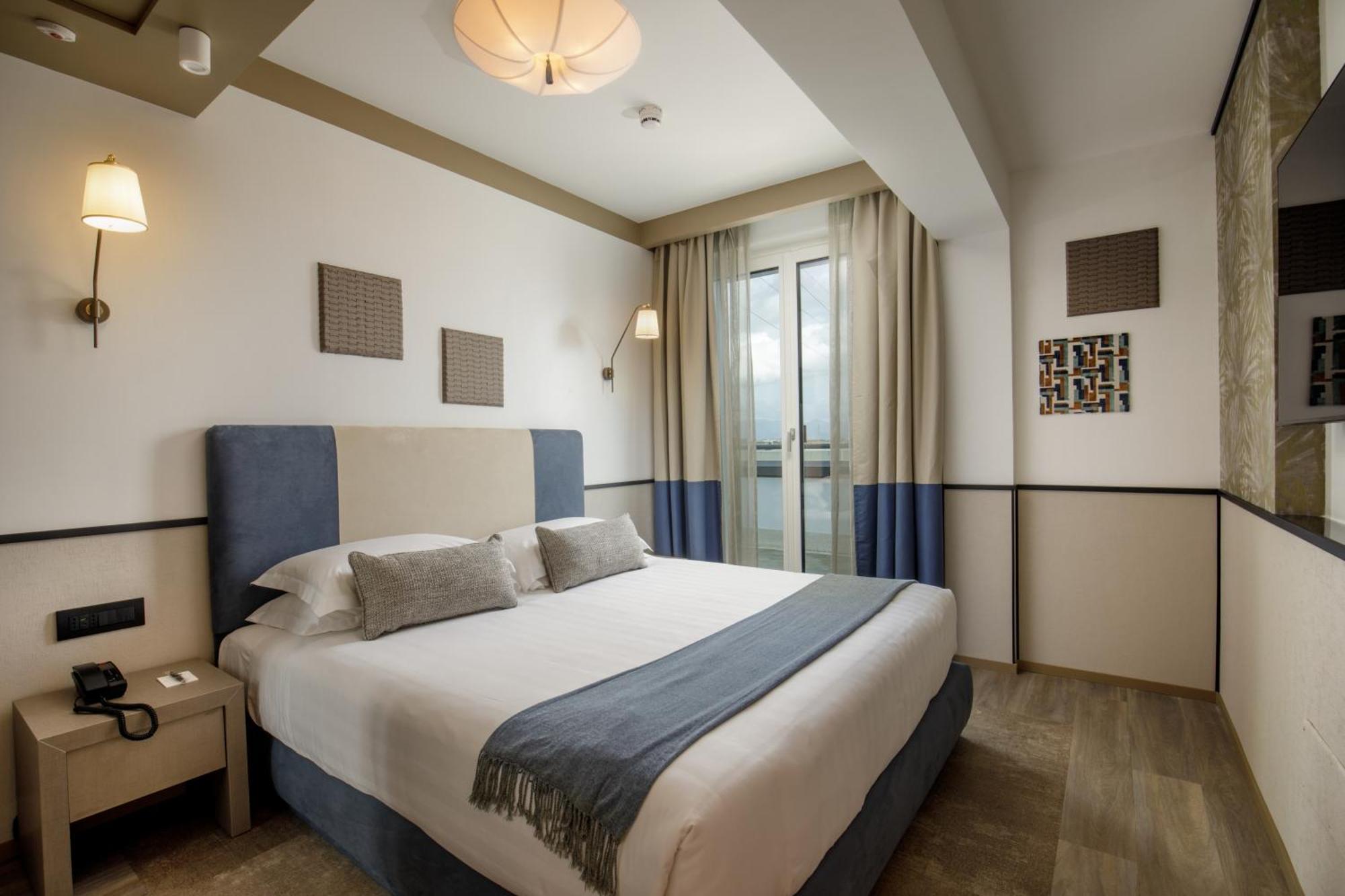 Hotel Domidea Рим Екстериор снимка